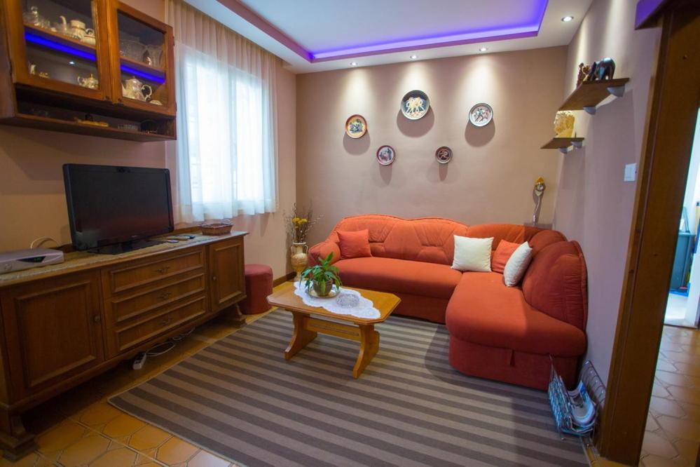 Apartments Tanja ポドゥゴラ エクステリア 写真