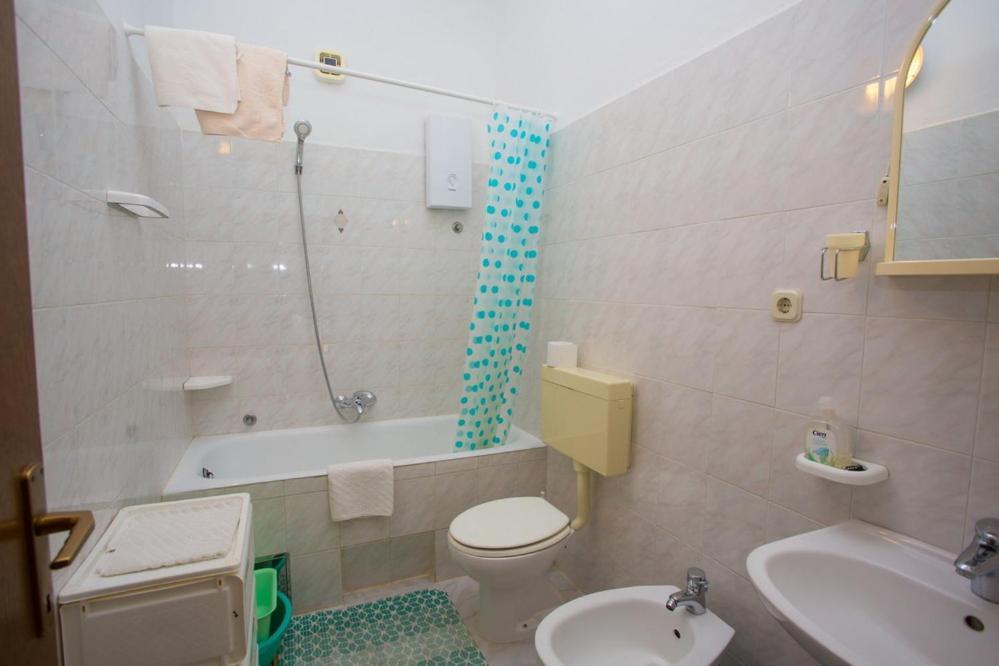 Apartments Tanja ポドゥゴラ エクステリア 写真