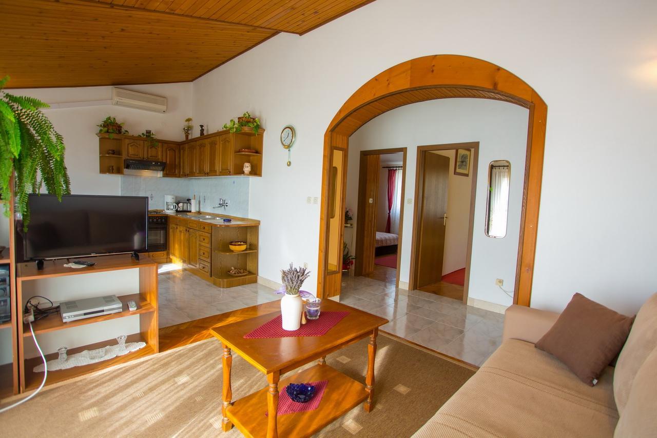 Apartments Tanja ポドゥゴラ エクステリア 写真