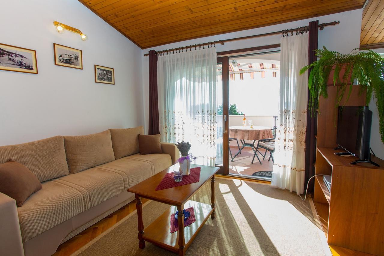 Apartments Tanja ポドゥゴラ エクステリア 写真