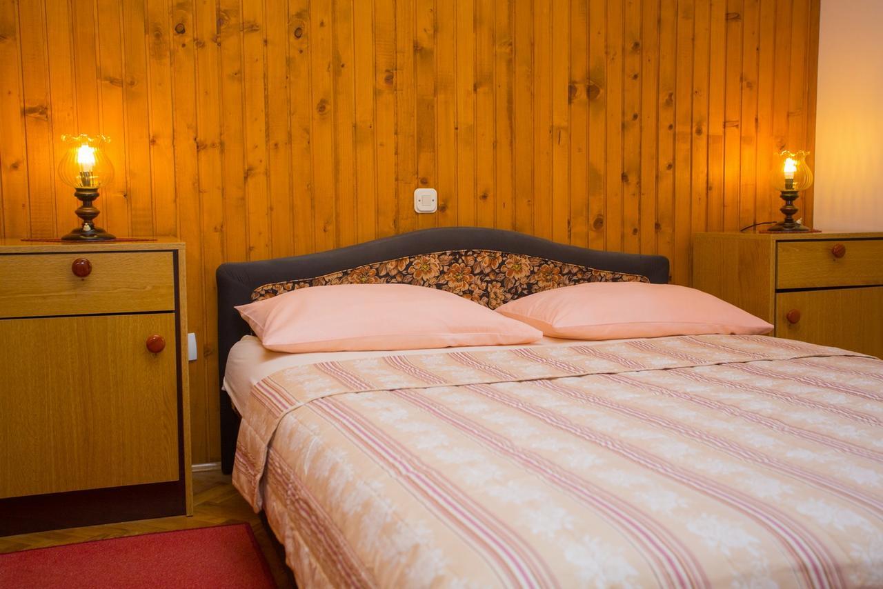 Apartments Tanja ポドゥゴラ エクステリア 写真